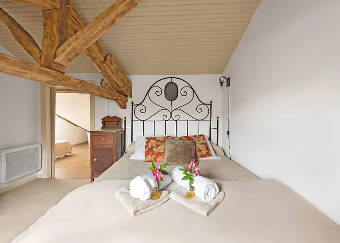 לינה וארוחת בוקר La Bastide De Cordes Vindrac-Alayrac